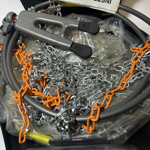 Michelin 2MX snow chains like new