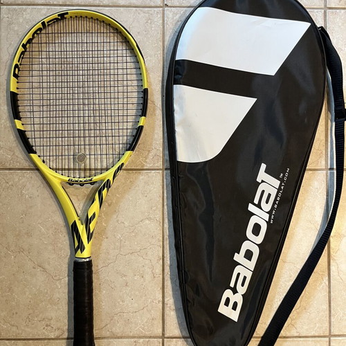 Babolat Aero G tennis racket with cover