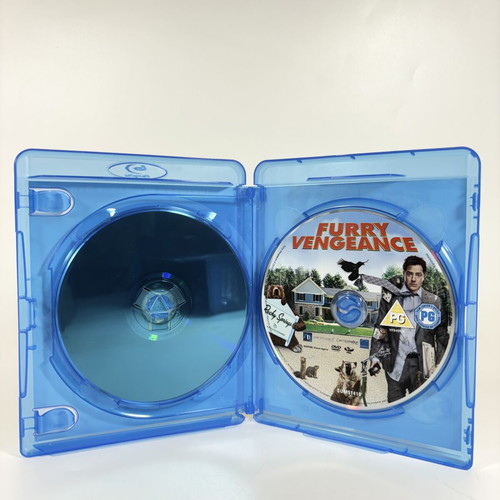 Furry Vengeance Blu-ray + DVD like new with English subtitles