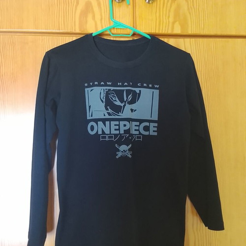 Action long-sleeve shirt for 12-year-old boy like new, black