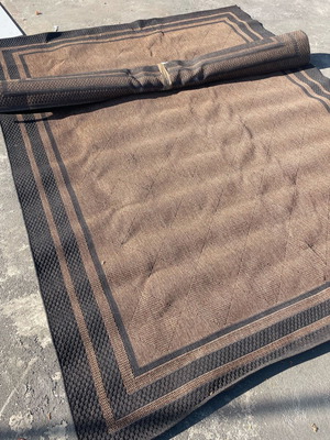 Spring rugs like new, set of 2, size 3 x 2.4