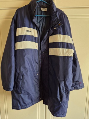Umbro jacket 2XL blue long athletic with hood like new