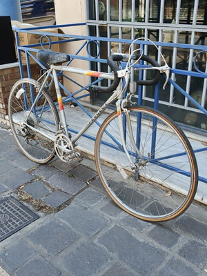 Peugeot Iseran vintage ποδήλατο δρόμου μεταχειρισμένο, ατσάλινο πλαίσιο HLE