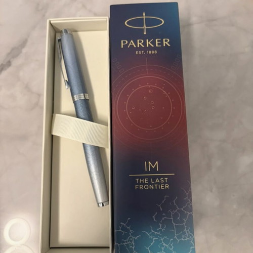 Parker I.M. Premium Special Edition Polar fine gray steel fountain pen new with 5 blue inks