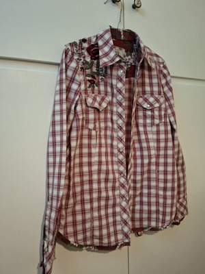 Esprit Shirt checked white burgundy like new, size M