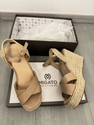 Migato women's platform shoes used, size 38, beige