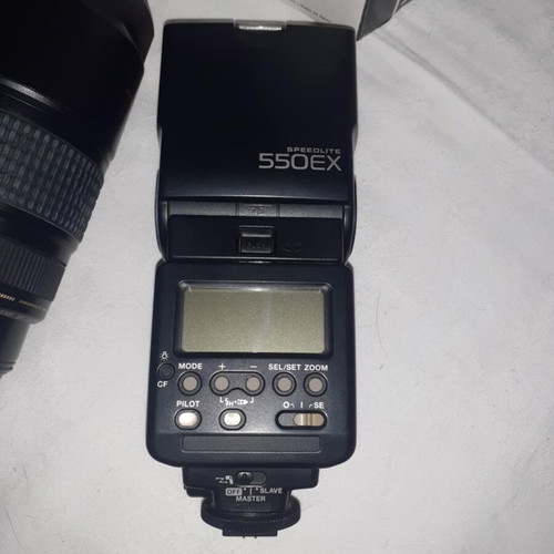 Canon EOS 350D with EF-S 18-55mm, EF 75-300mm lenses and 550EX Speedlite flash like new with bag
