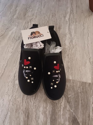 Winter Home Slippers size 39 black decorated new