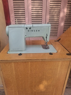 Singer sewing machine used, retro style