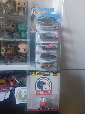 Hot Wheels Car Storage Case new with large card