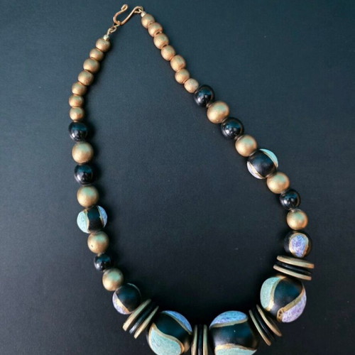 Women's wooden necklace new, black and gold