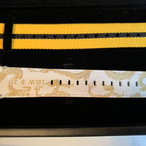 Seiko 5 Bruce Lee Limited Edition SRPK39K1 New with 2 Straps