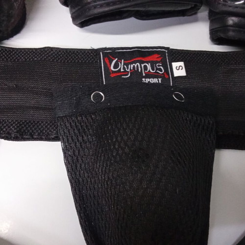 Force1 & Olympus Kickboxing Muay Thai full set, like new