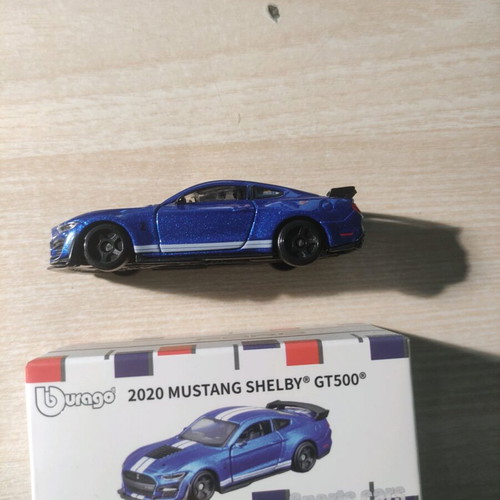 Bburago Mustang Shelby 1:64 new