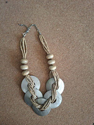 Impressive necklace like new, gray and beige made of natural materials