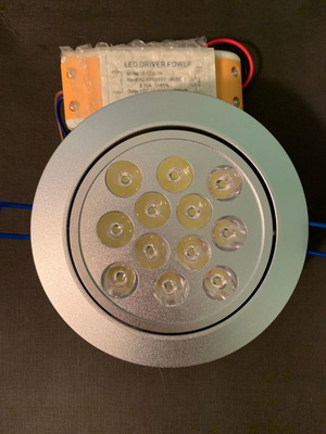Led spot 12W cool white με τροφοδοτικό και ψύκτρα αλουμινίου Φ11 καινούργιο