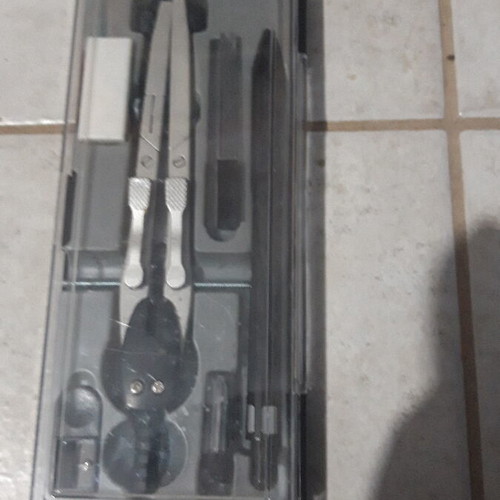 Compass set like new