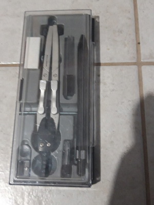Compass set like new