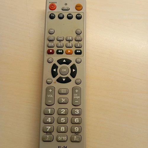 Remote control like new with 2 batteries
