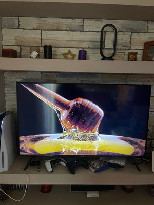 Samsung TV QLED 42 ιντσών σαν καινούργιο