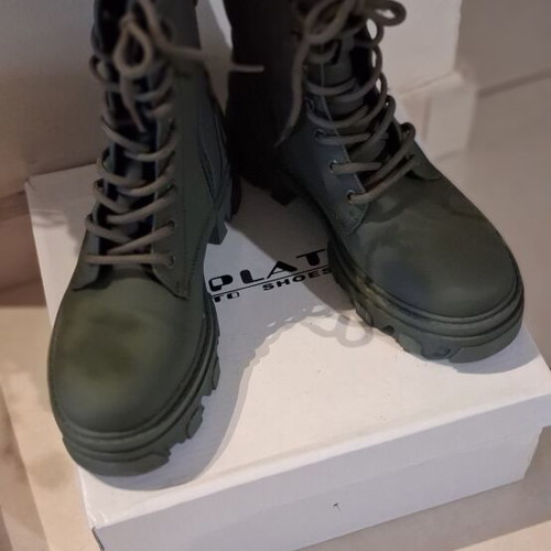 Khaki ankle boots size 36 like new with laces and zipper