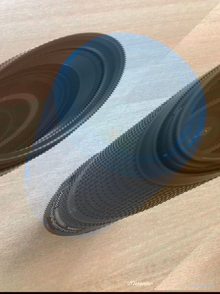 NikonNIKKORZoomEDVRAF-S70-300mmF4.5-5.6Gφακόςφωτογραφικήςμηχανήςσεάριστηκατάσταση