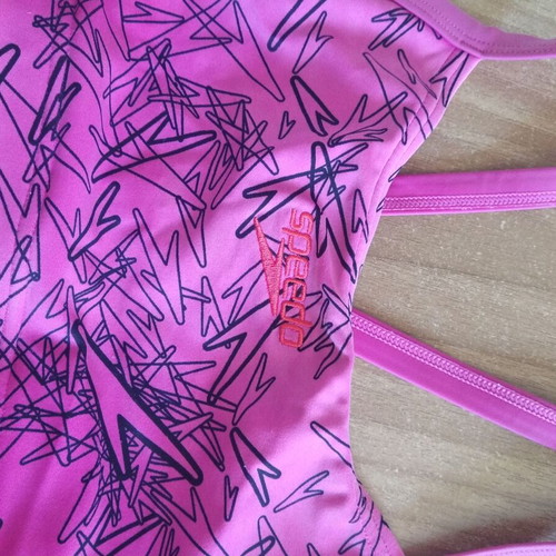 Speedo swimsuit like new, suitable for swimming pool, kids'