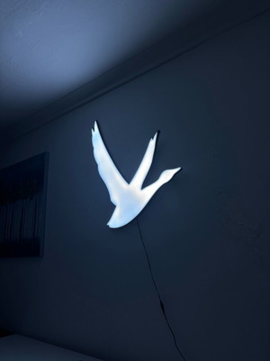 Nightlight Grey Goose led бяла оригинална, подходяща за стени и витрини