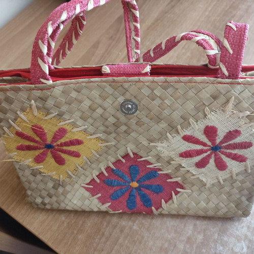 Bartuggi straw shoulder bag, beige and pink
