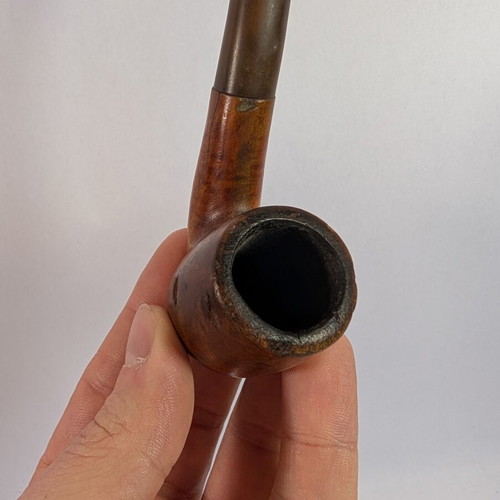 Fedoren France pipe used with crack on stem