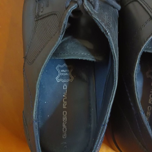 Leather men's shoes size 42 black used