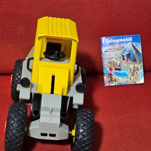 Playmobil bulldozer used, missing several parts
