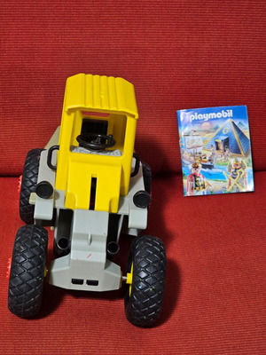 Playmobil bulldozer used, missing several parts