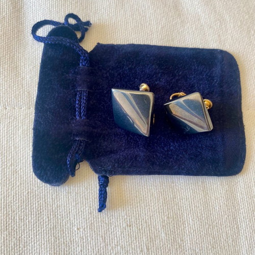 Vintage cufflinks in gray metallic color like new