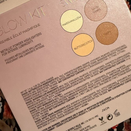 Glow Kit Anastasia Beverly Hills highlighters new