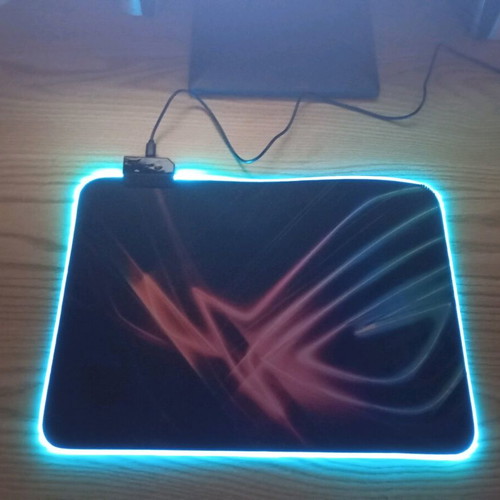 Gaming Mousepad ρυθμιζόμενο RGB, διαστάσεις 40x50, καινούργιο