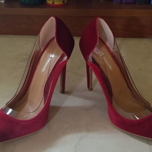 Blondie red velvet stiletto heels new, size 39