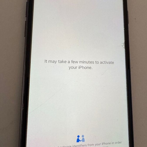 iPhone 8 64GB used with external rear crack, battery 89%