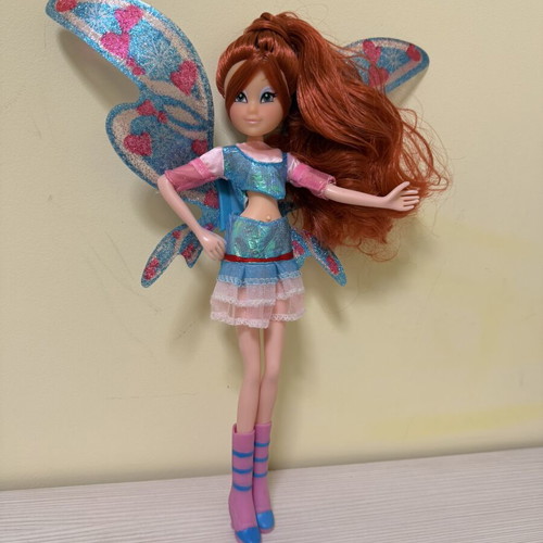 Winx Club Bloom Believix doll like new