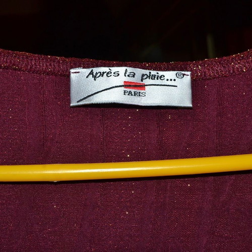 Vintage Bordeaux Shiny Blouse with Glitter Sleeve Gold Thread like new