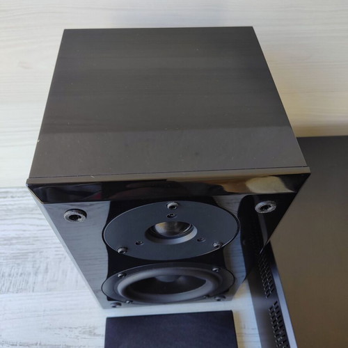 Yamaha PianoCraft Hi-Fi Micro System DRX-730 Receiver and NX-E300 Speakers used