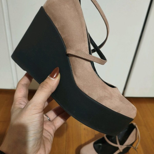 Suede pink platform shoes used with crisscross strap, size 40