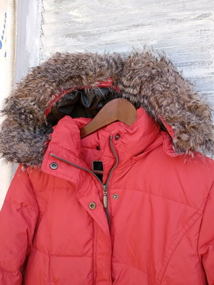 Thick down jacket red like new, size M