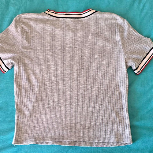 Bershka grey and red short sleeve top, size M-L