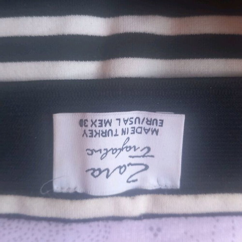 Mini women's skirt Zara like new, white and blue, size L