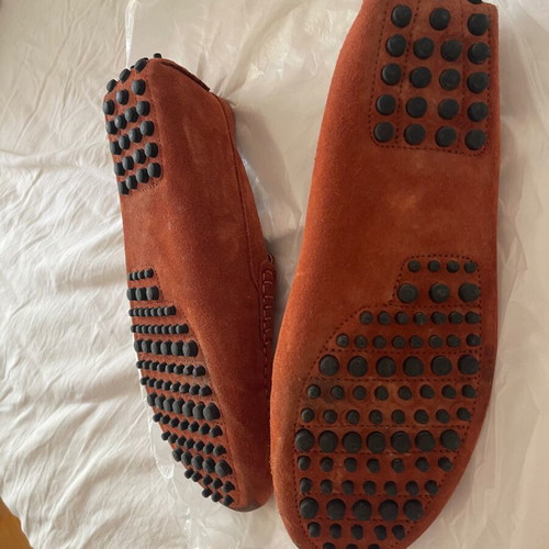 Hugs & Co men's castor moccasins used, UK size 9, orange
