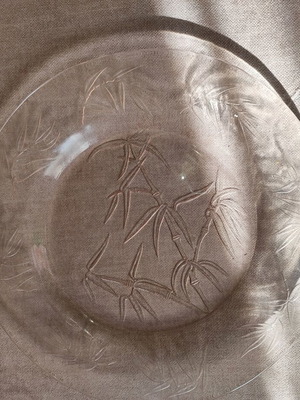 Vintage glass platter 33cm with engraved bamboo pattern like new