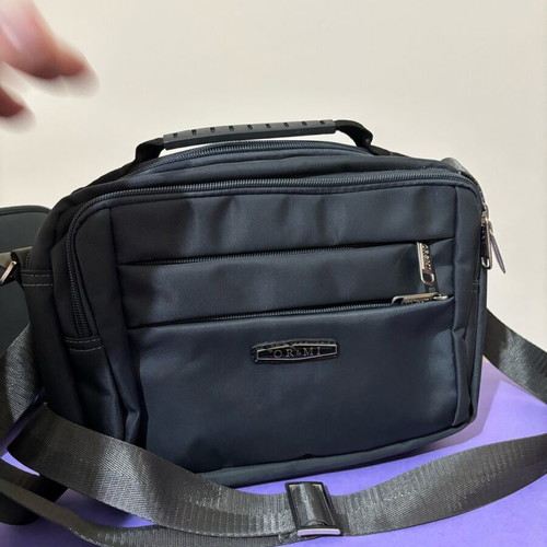 Briefcase bag like new