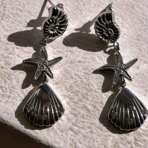 Silver earrings with shells and starfish like new
