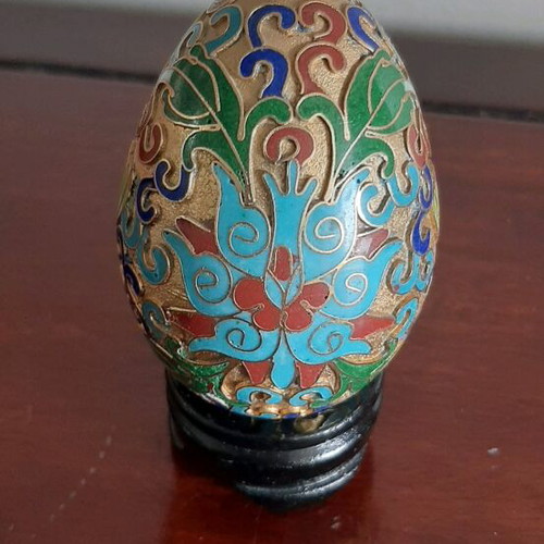 Cloisonne egg used, height 7.5cm